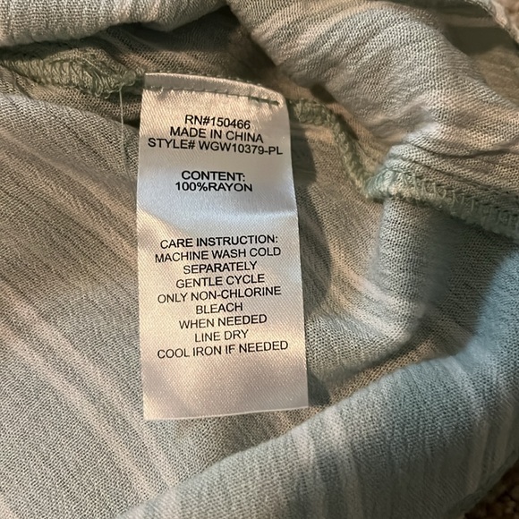 Stitch Fix, Market & Spruce Prat Sleeveless Henley Green Blouse 2X NWT - Picture 7 of 7